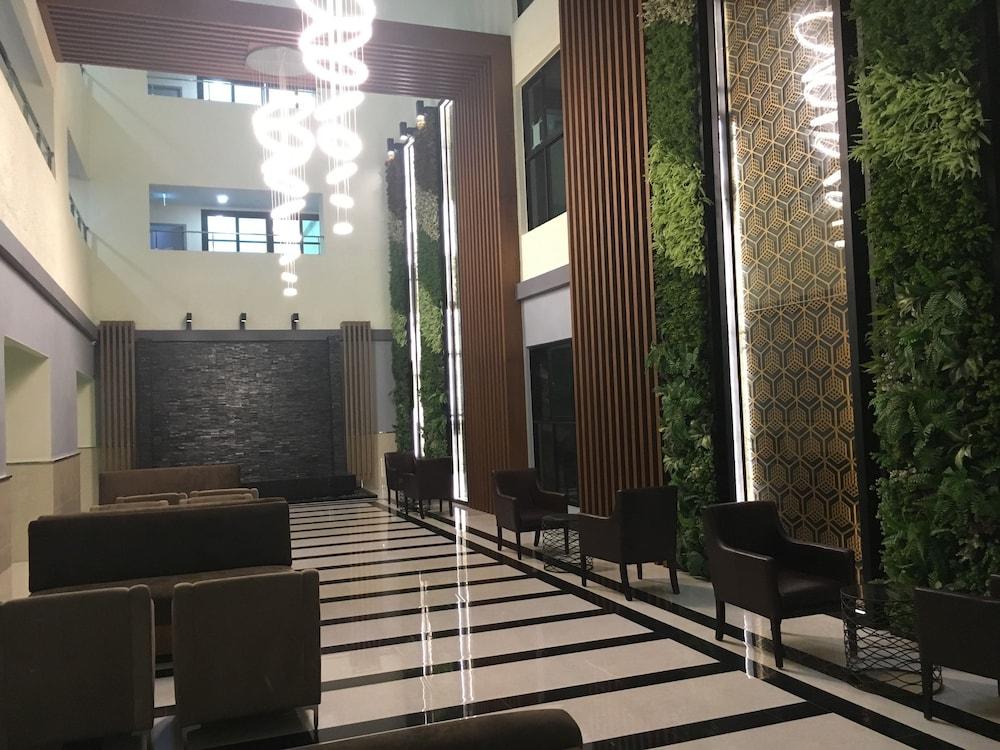 Dusit Grand Condo View Pattaya Exterior foto
